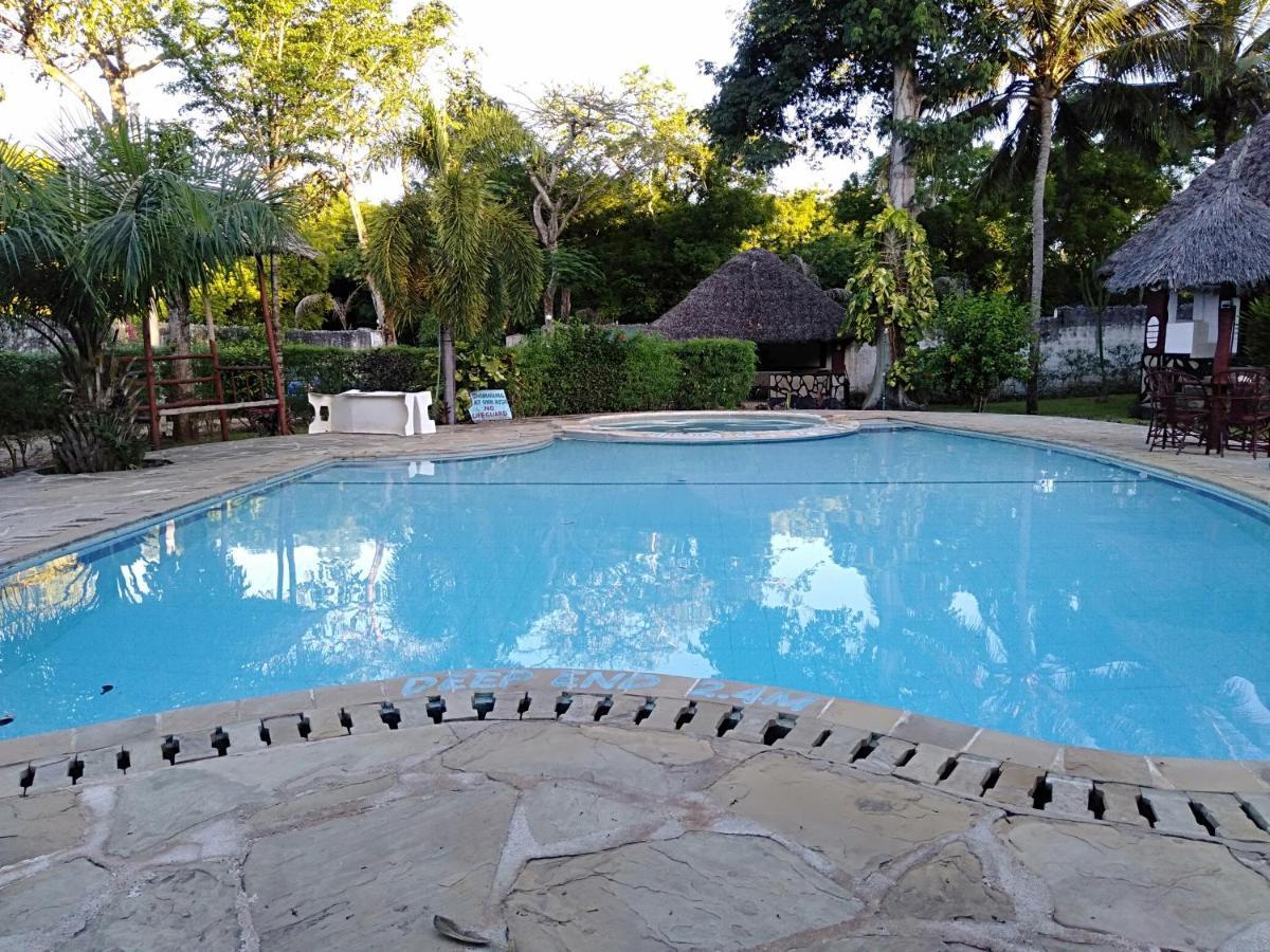 Oasis Diani Beach Villas Luaran gambar